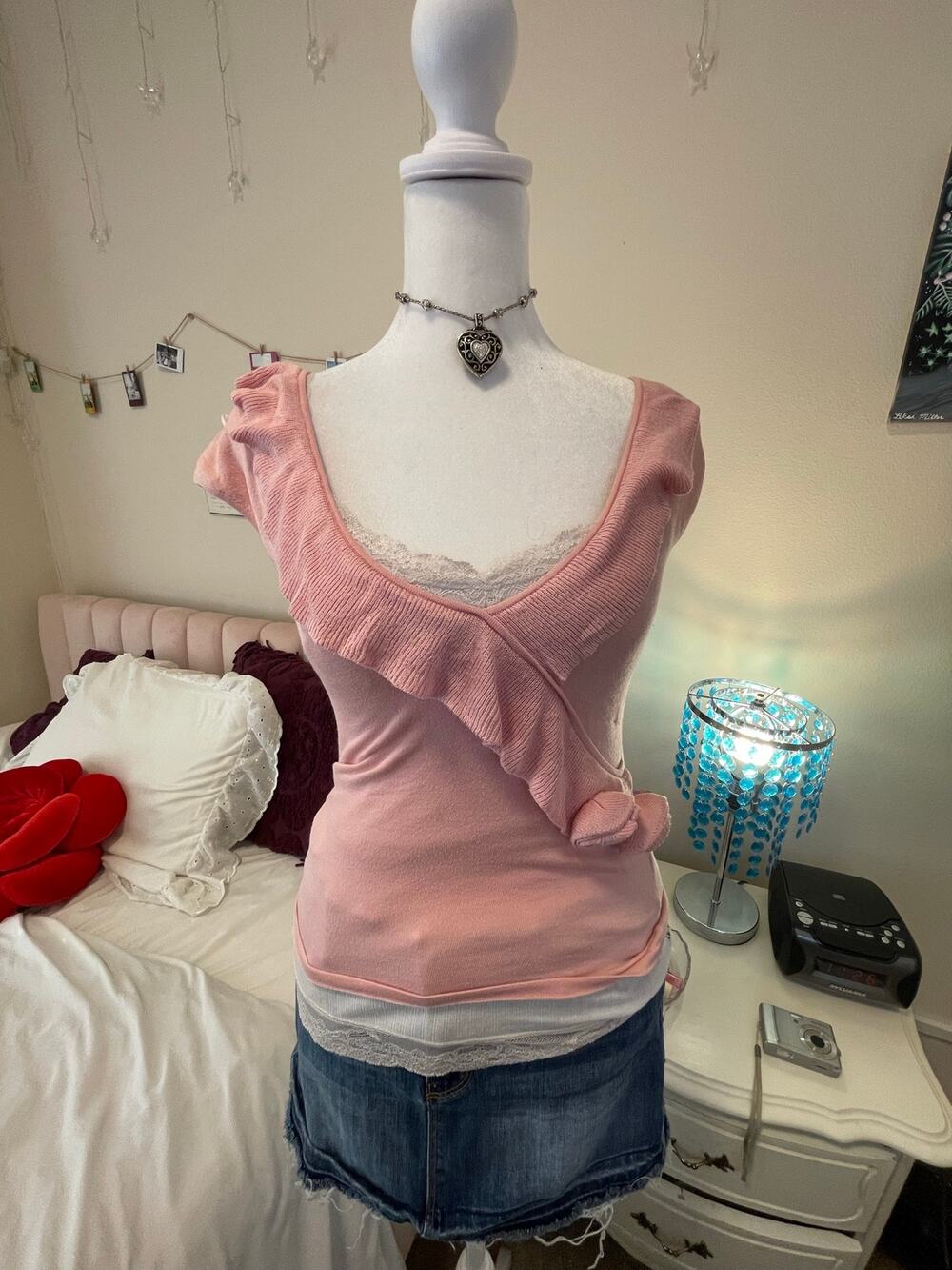 light pink bebe y2k short sleeve v neck top